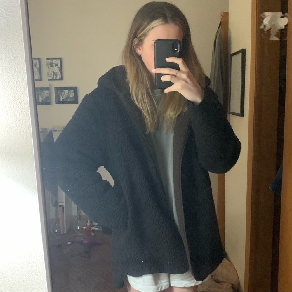 Urban outfitters reversible Sherpa jacket